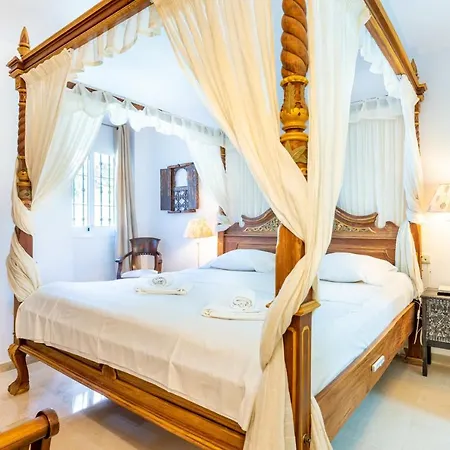 Los Lagos Golf I Uniquely Styled 3 Bedroom In